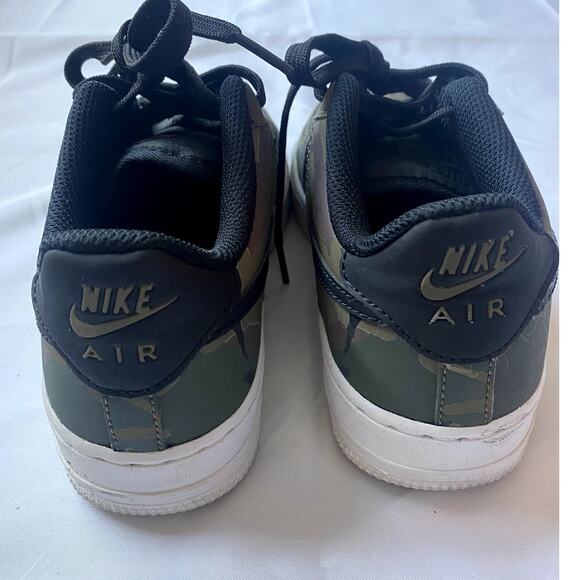 Nike Air Force 1 AF1 Black Olive Brown Green White Sole Size Youth 4 - Picture 6 of 10